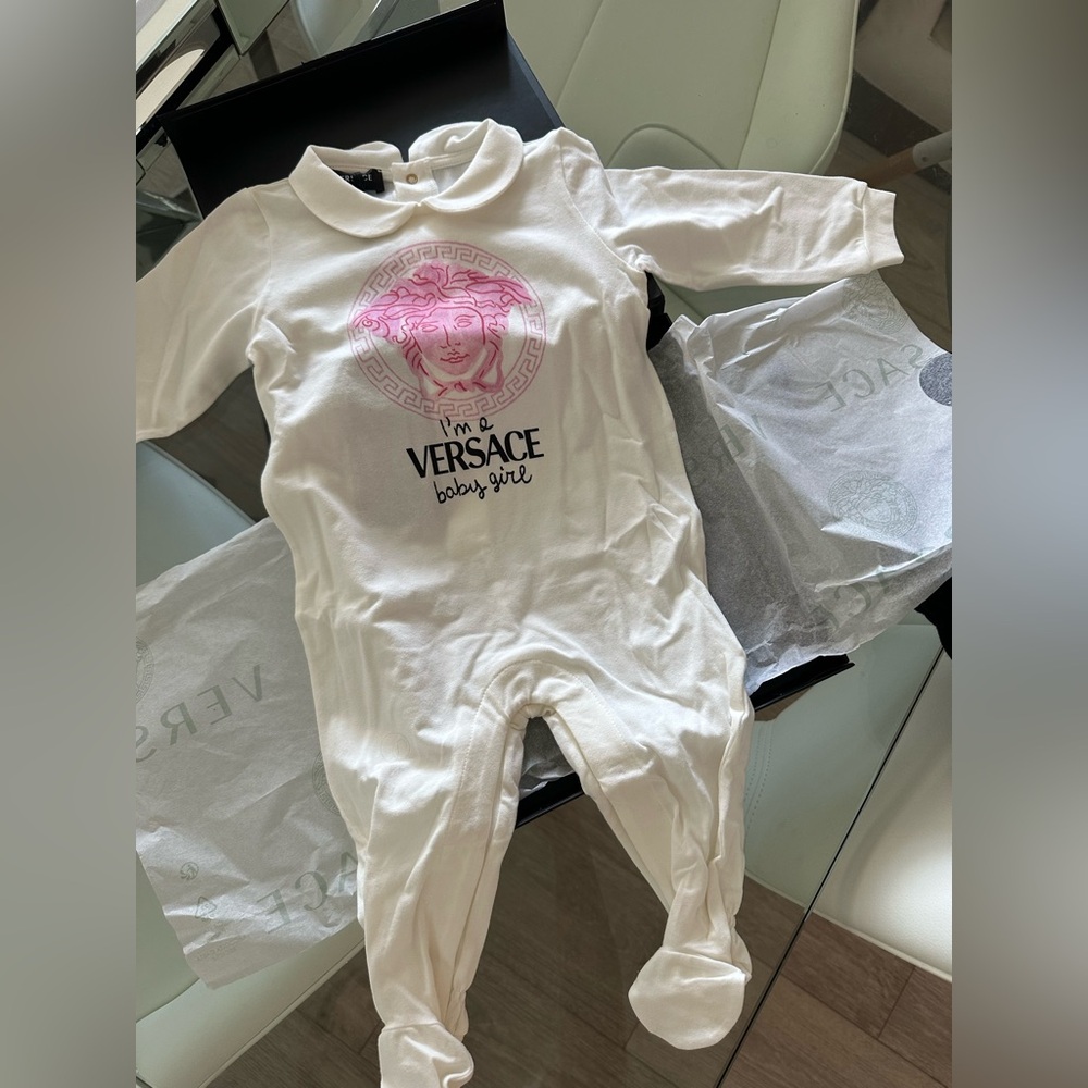 Versace Baby Girl Outfit Pyjama in White and Pink